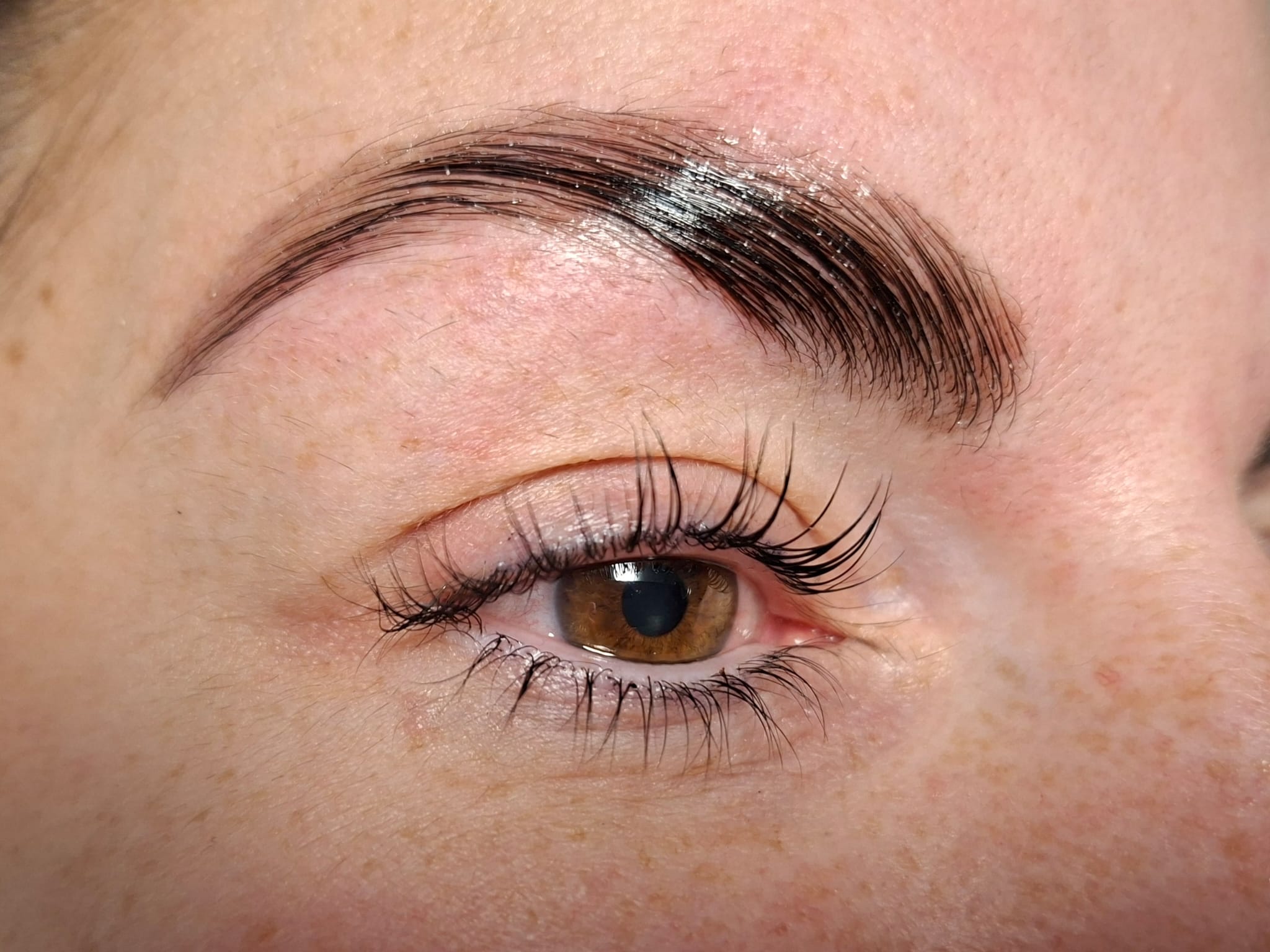 Wimpern und Brauen Beispiel 4